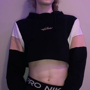 Cropped Hollister hoodie